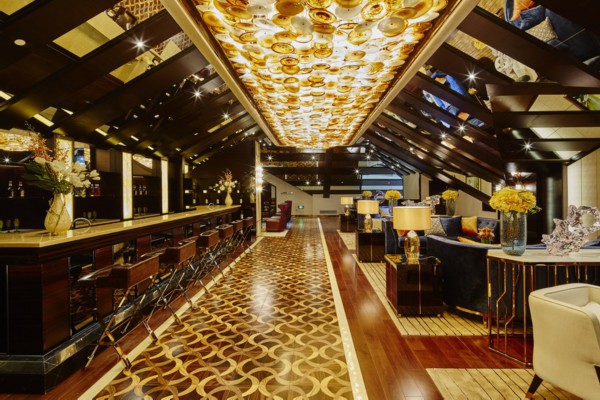 广州夜未眠：盘点热门夜市与酒吧