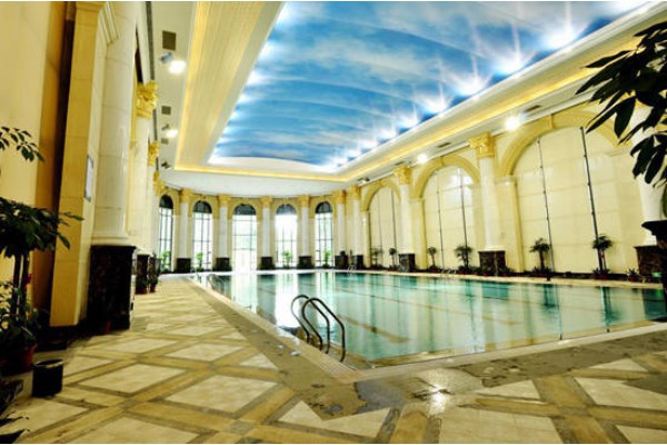 广州塔夜景下的夜生活：揭秘这座城市的夜晚魅力